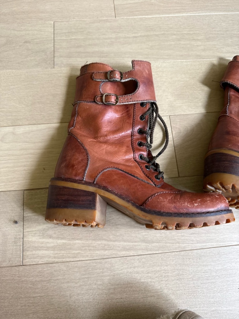 Women's Lace-Up Leather Ankle Boots in Cognac